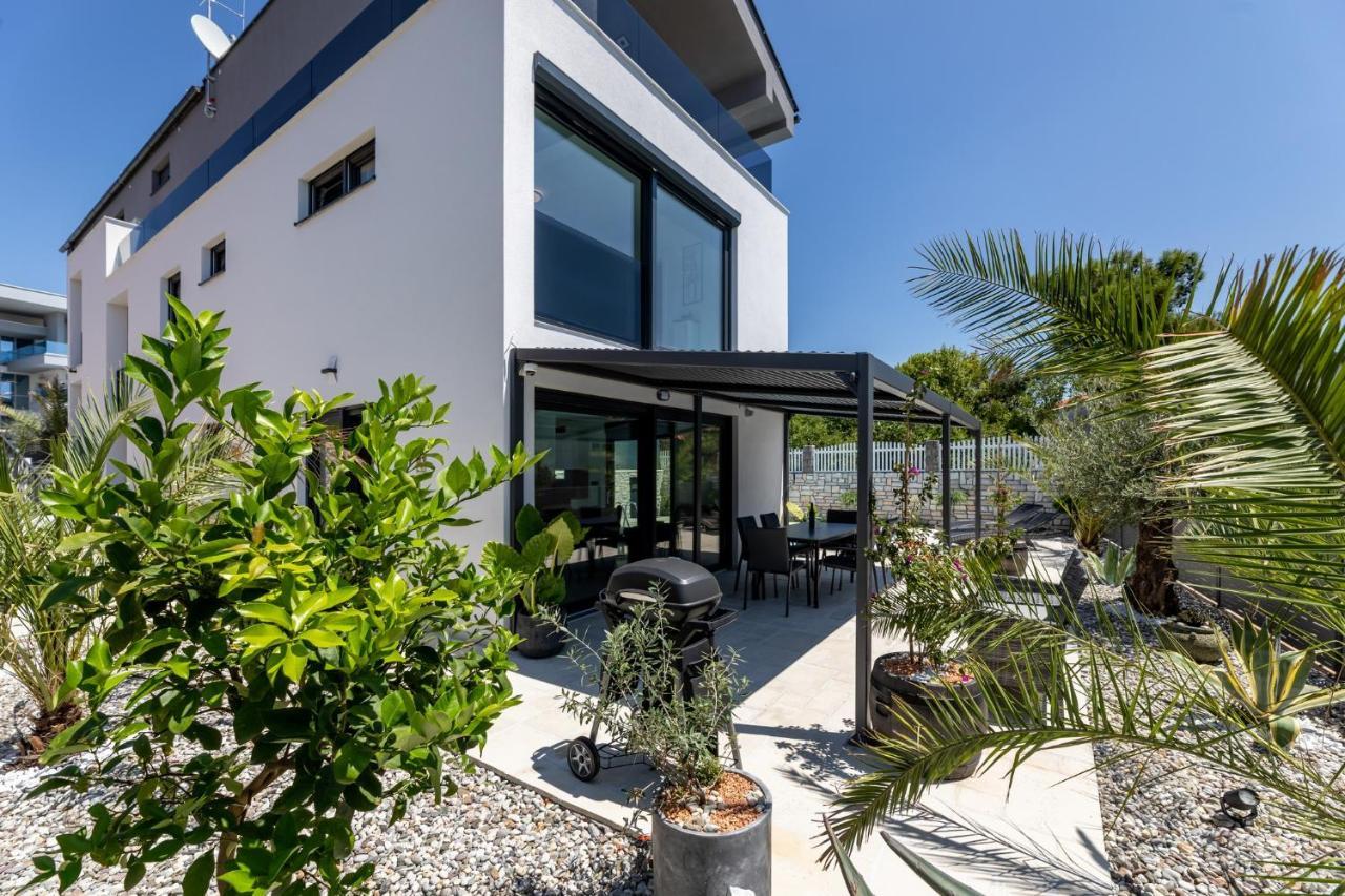 Luxury Villa Adria Apartments Đảo Krk Ngoại thất bức ảnh
