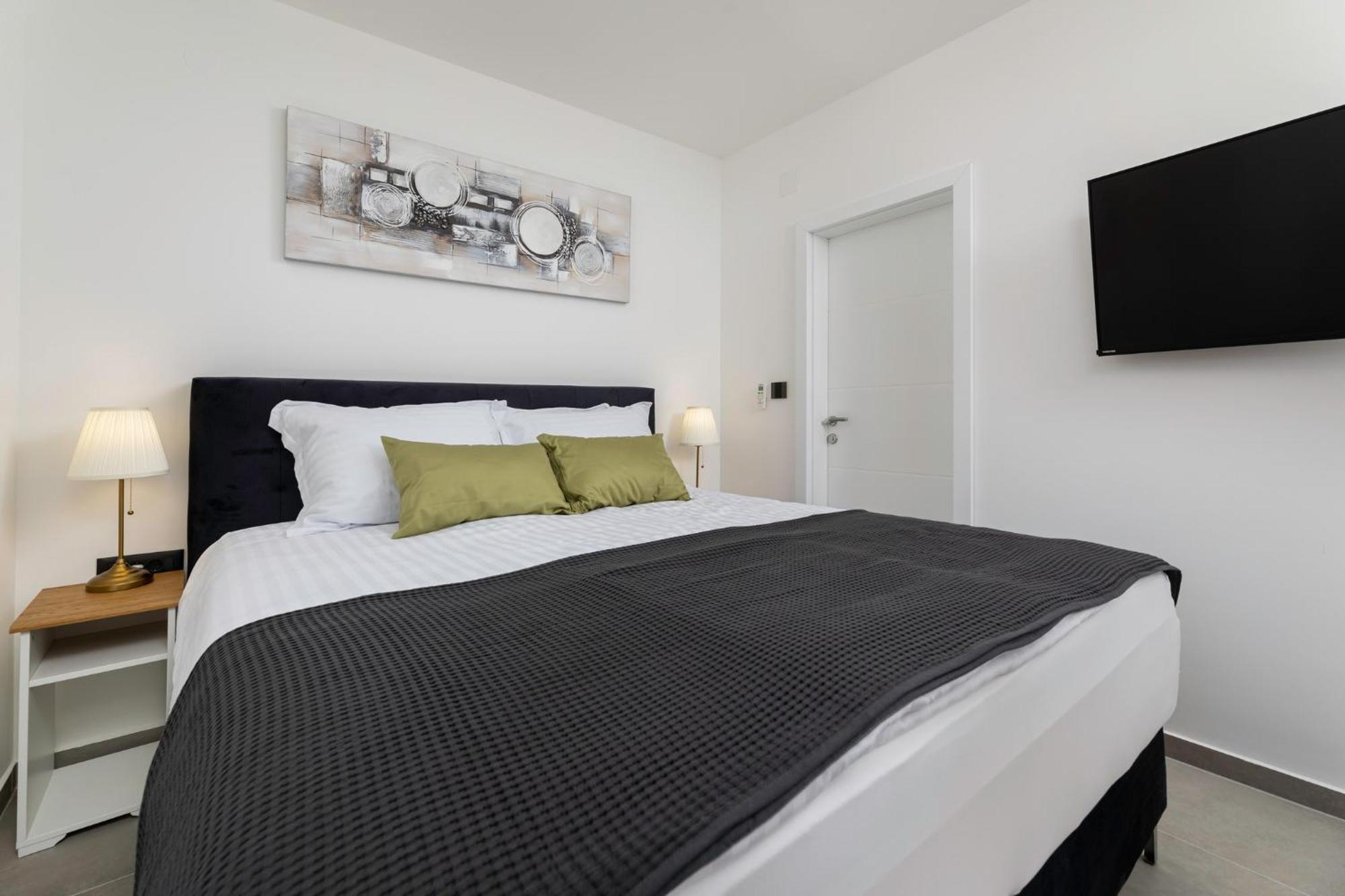 Luxury Villa Adria Apartments Đảo Krk Ngoại thất bức ảnh