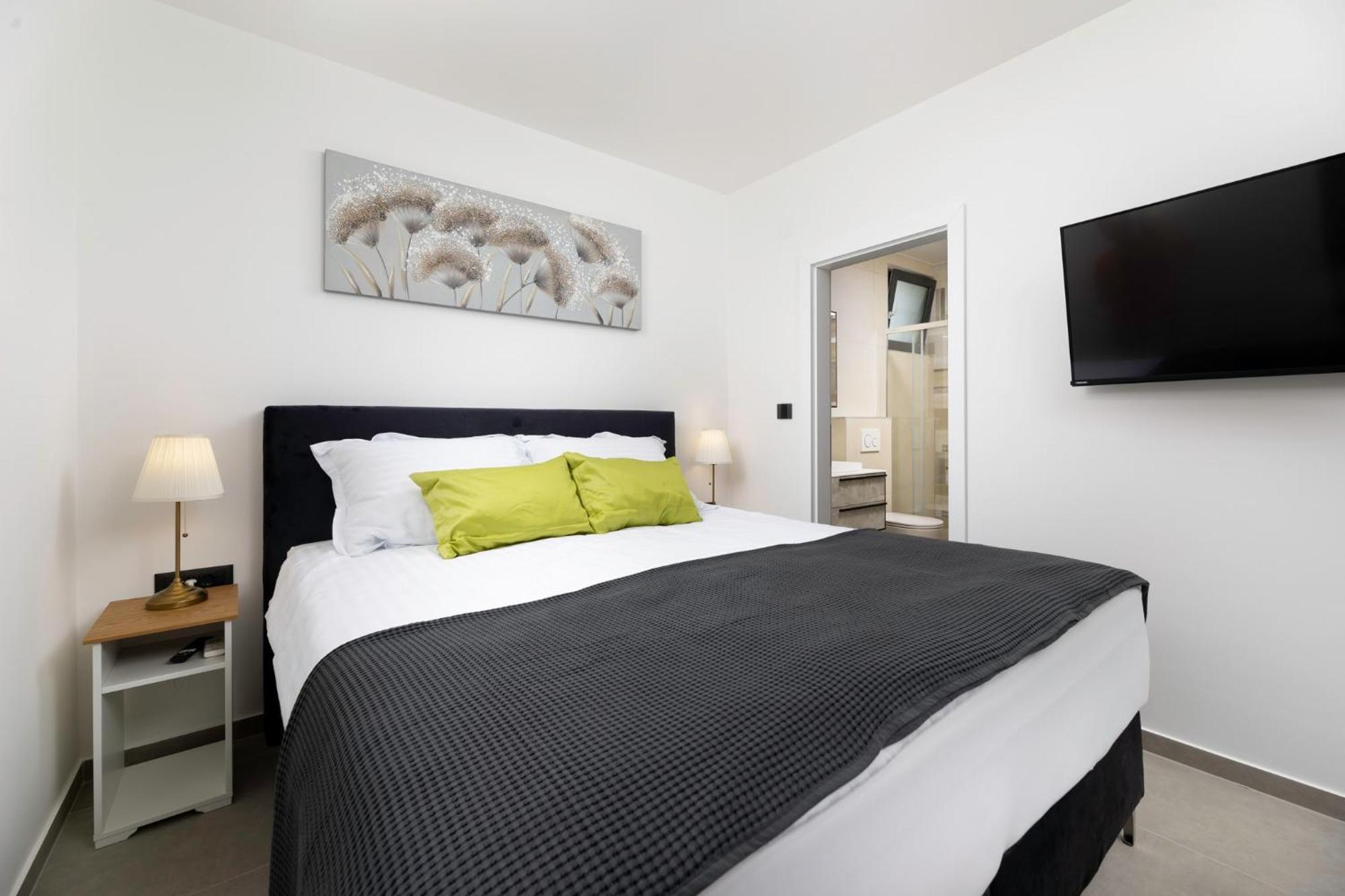 Luxury Villa Adria Apartments Đảo Krk Ngoại thất bức ảnh