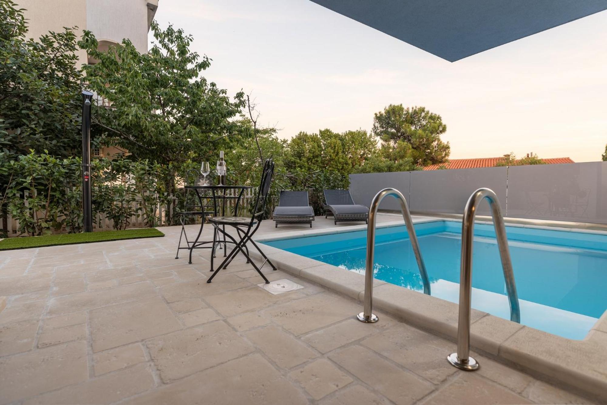 Luxury Villa Adria Apartments Đảo Krk Ngoại thất bức ảnh