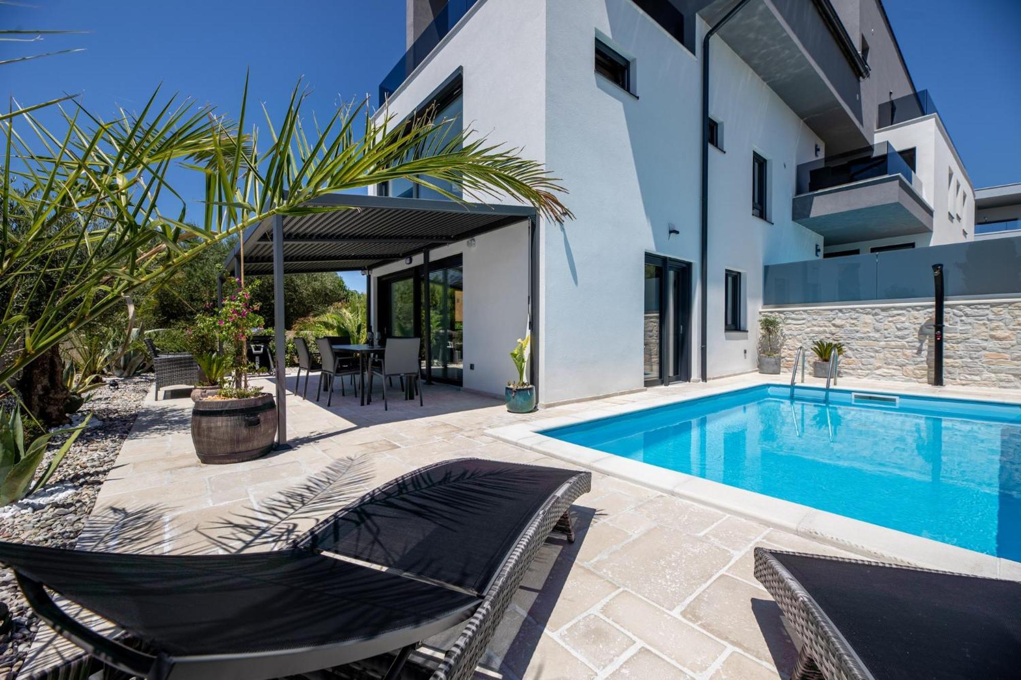 Luxury Villa Adria Apartments Đảo Krk Ngoại thất bức ảnh