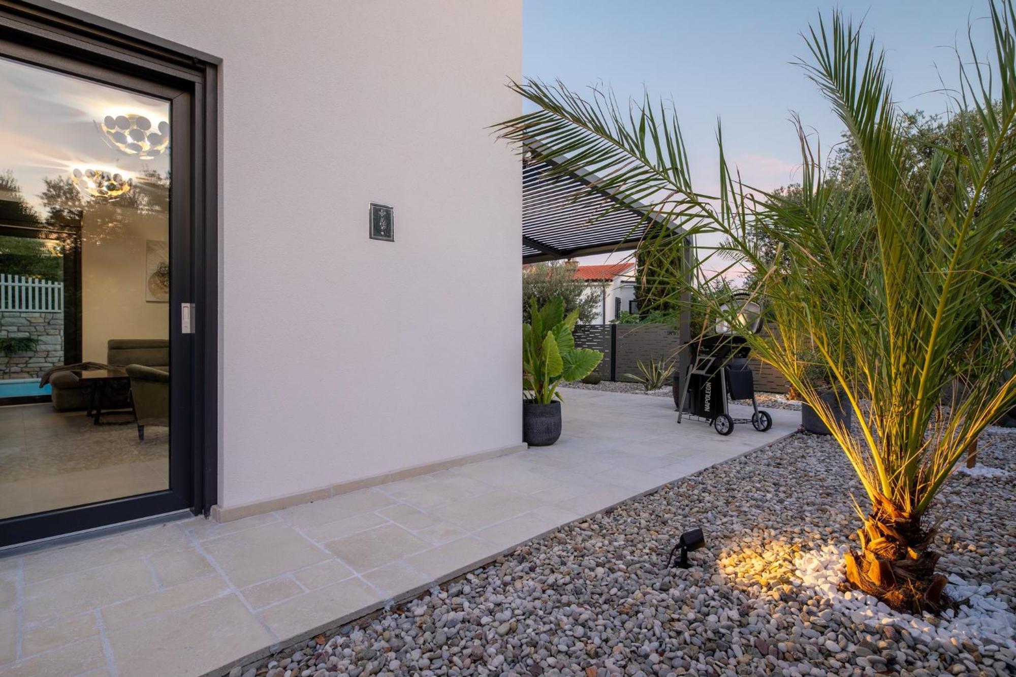 Luxury Villa Adria Apartments Đảo Krk Ngoại thất bức ảnh